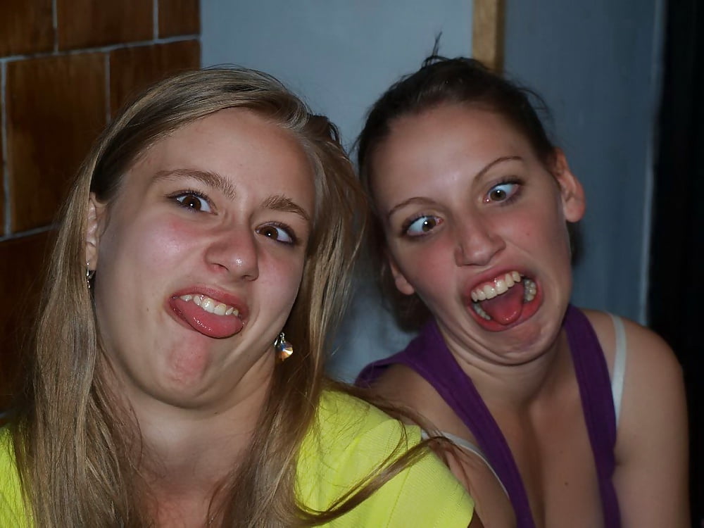 Sex Gallery JE PEUX PAS : J'AI PISCINE ! 9