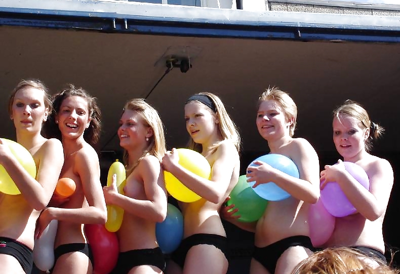 Sex Gallery 32-Teens initiation scandinavian nude public