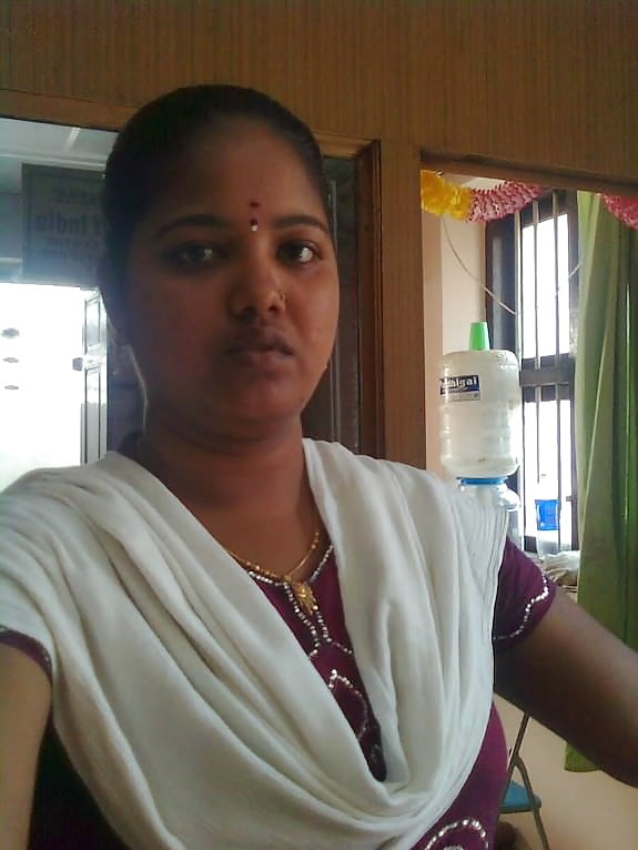Sex Gallery indian aunty