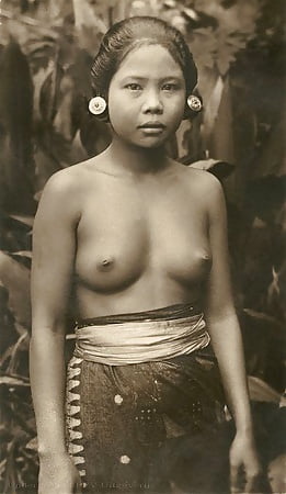 beauty Topless asian
