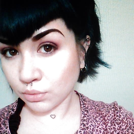 Sex Gallery Stupid slut Hannah