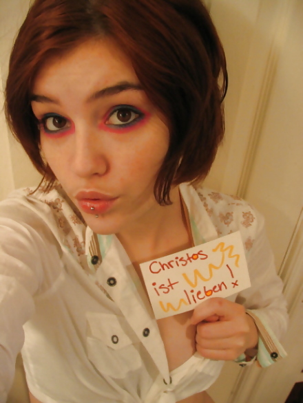 Sex Gallery if she's here, it's fake 52