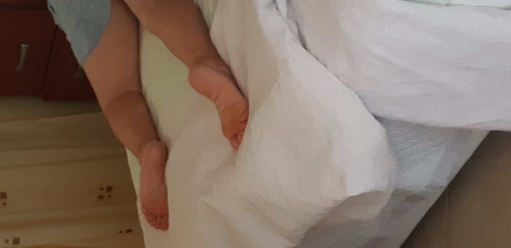 Sex Gallery Piedi di zie, nonne, mamme.