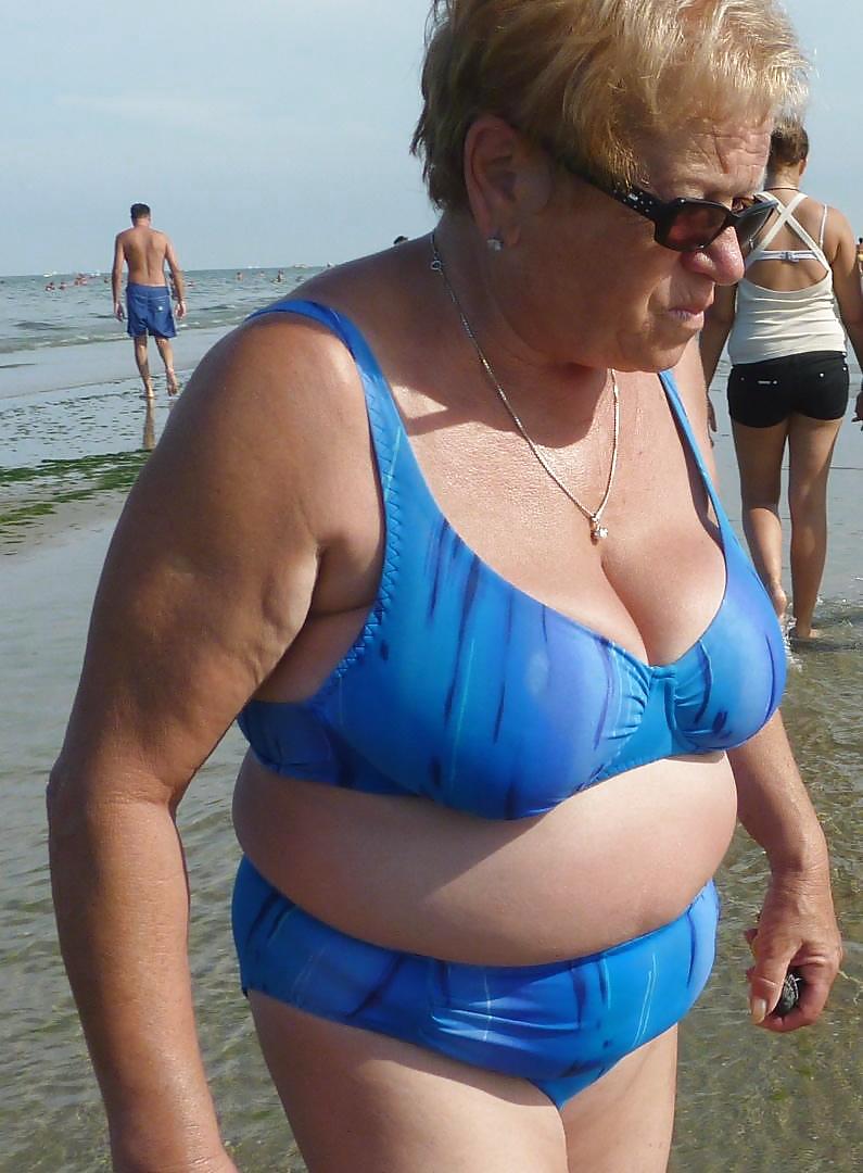 Sex Gallery Grannies on beach