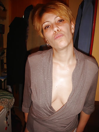 beautiful serbian milf SONIA wait for your dirty comments