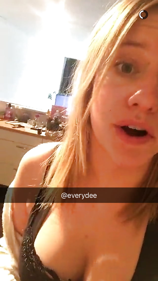 Sex Gallery Famous Dutch Dee (from youtube)