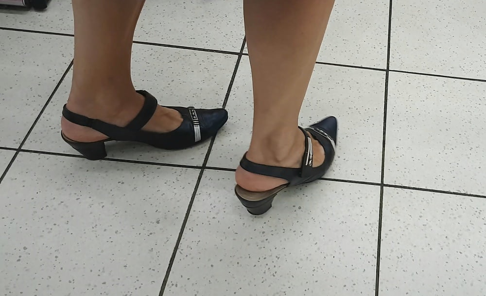 Sex Gallery Candid feet