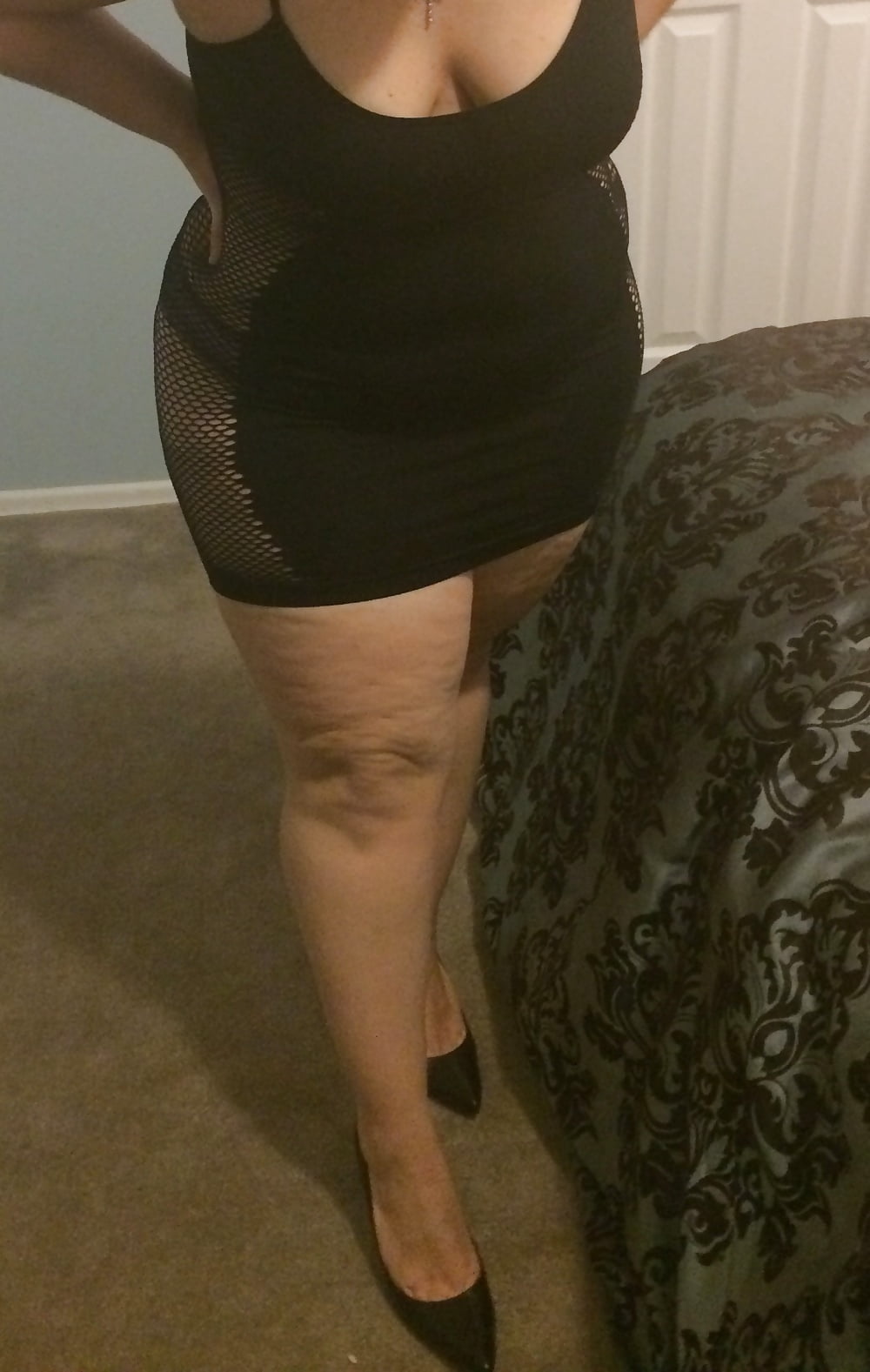 Sex Gallery Thick ass PAWG Wife sexy outfit and heels