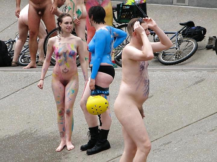 Sex Gallery Nude Painted Ladies in Public Fetish Gallery 26