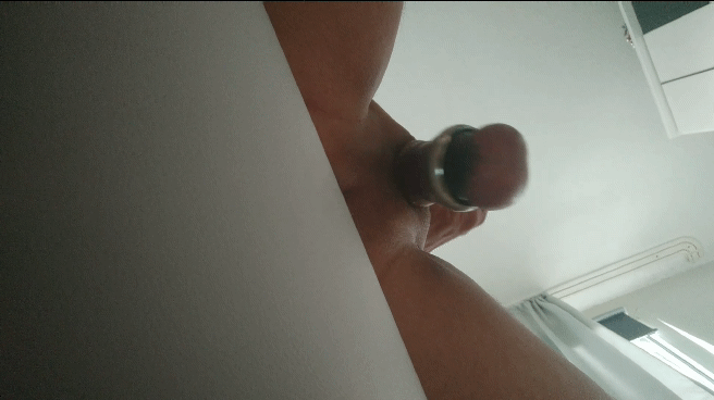 Cockring and Ballstretching 