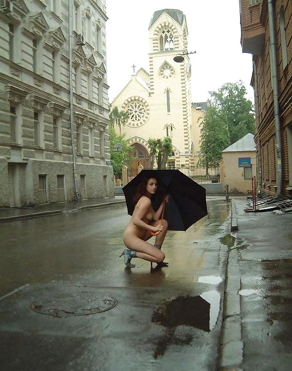 Sex Gallery Nude Jewish Girl Walking In Streets