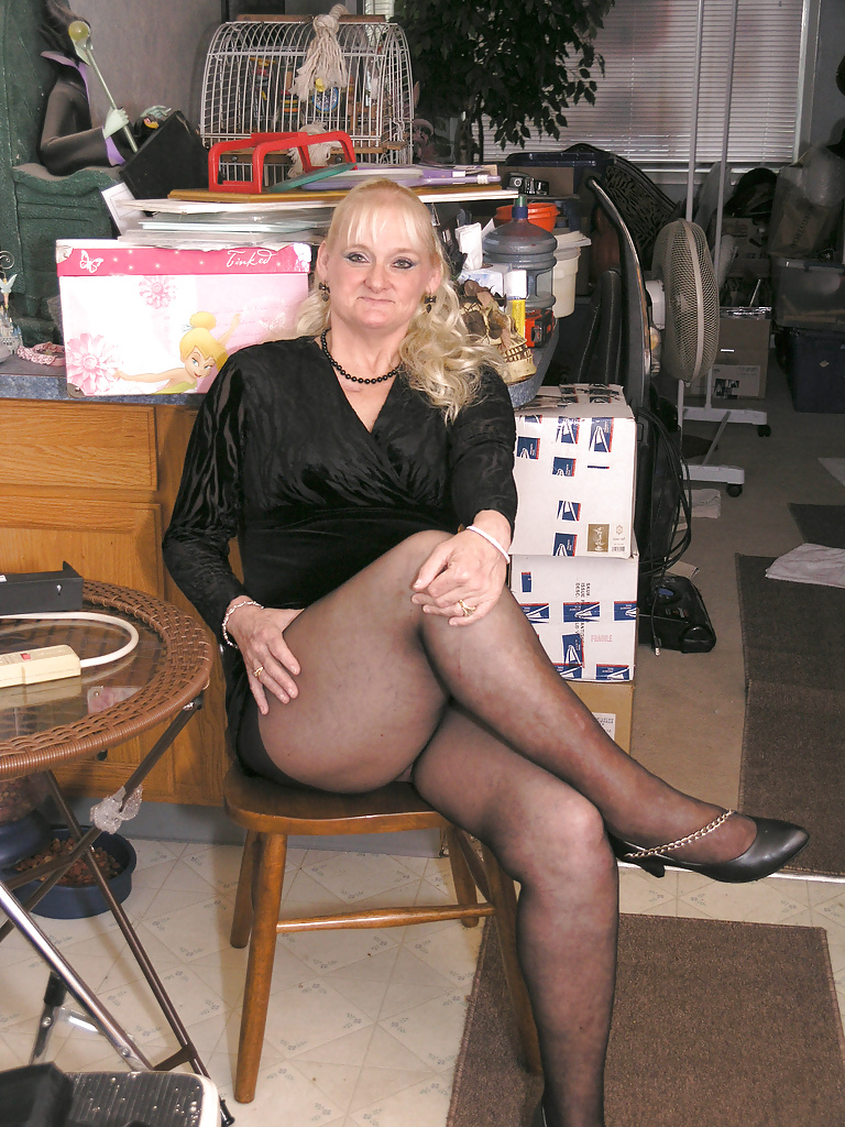 Sex Gallery Hot mature 08