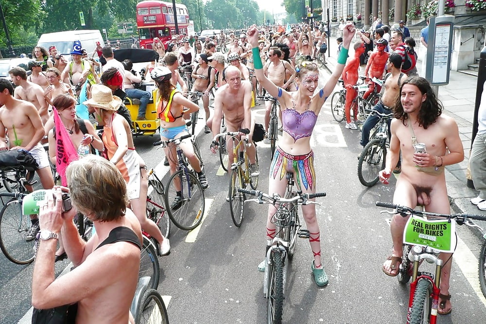 Sex Gallery Naked bike ride cycling showing titis & pussies some cocks 4