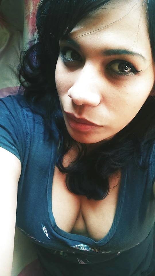 Sex Gallery RUBY TEEN AND BIG TITS DE FACEBOOK