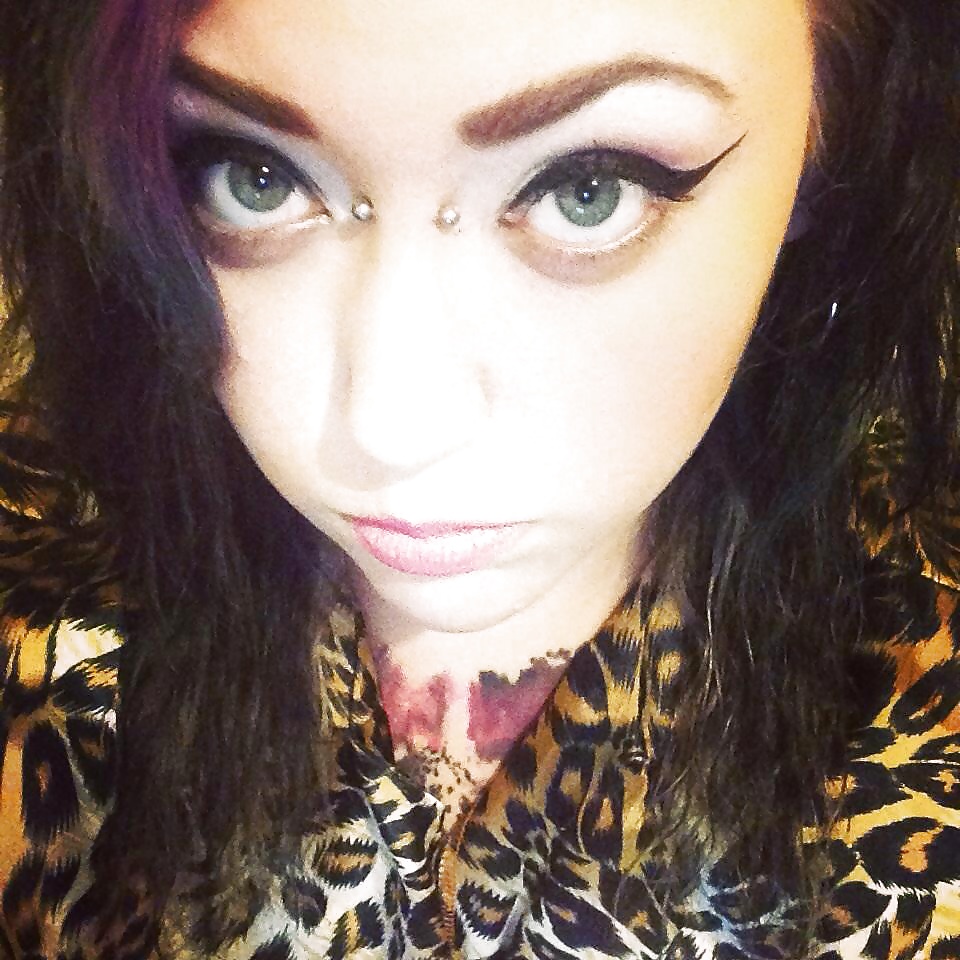 Sex Gallery Chubby HUGE tits blonde