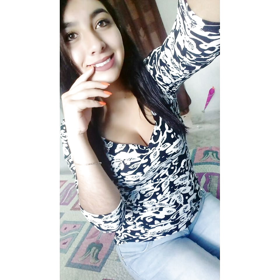 Sex Gallery PRIMAS CHICHONAS