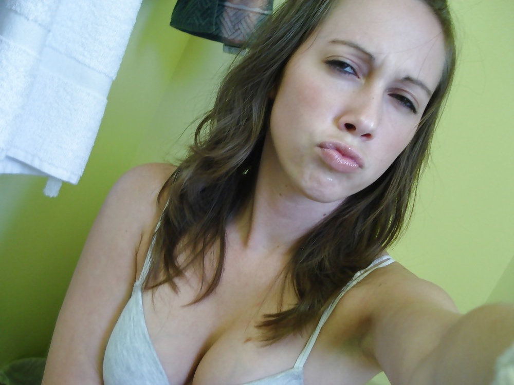 Sex Gallery Found On The Web - 69