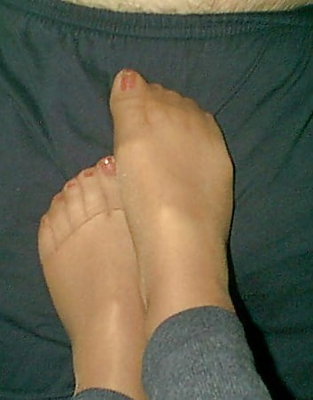 toes photos feet and Nylon