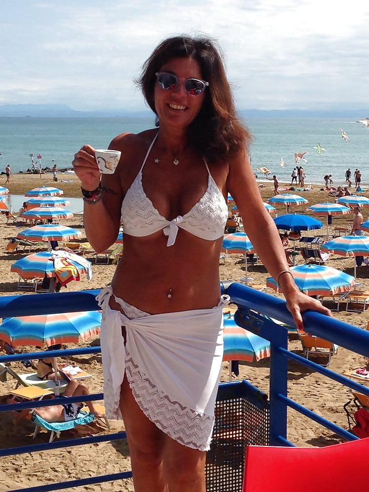 Sex Gallery Italian MILF Alessandra&Patrizia fb