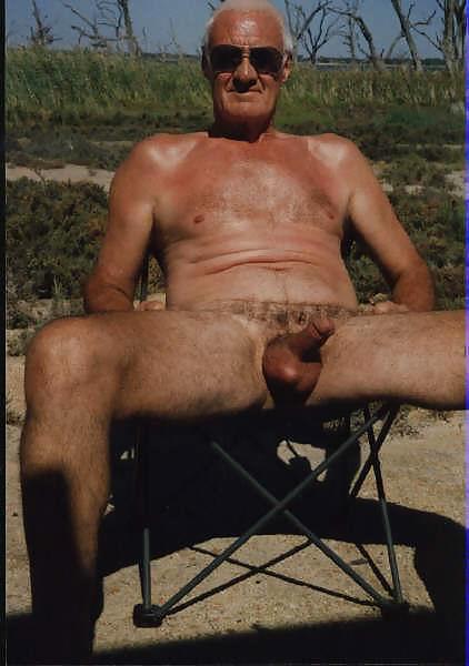 Sex Gallery Daddies on the beach