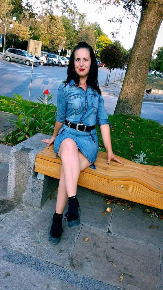Teen photo #324650953