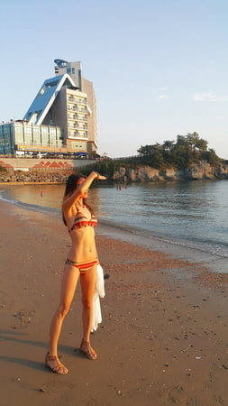 reup girls around the world welcome to asia            