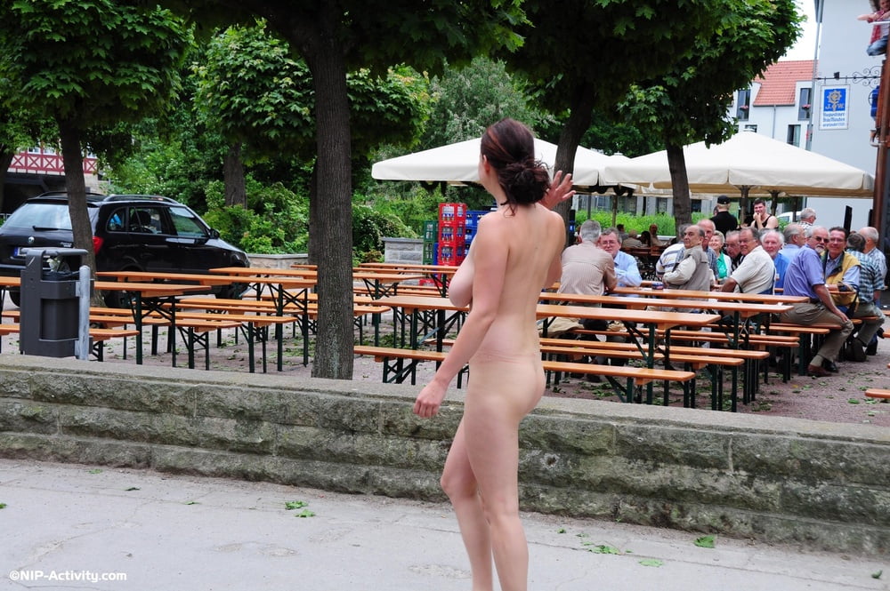 Nackt durch erfurt