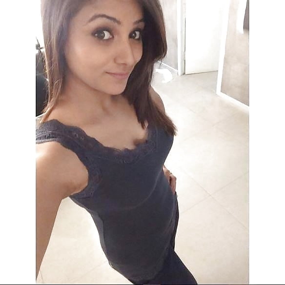 Sex Gallery SEXY FACEBOOK INDIAN SLUT