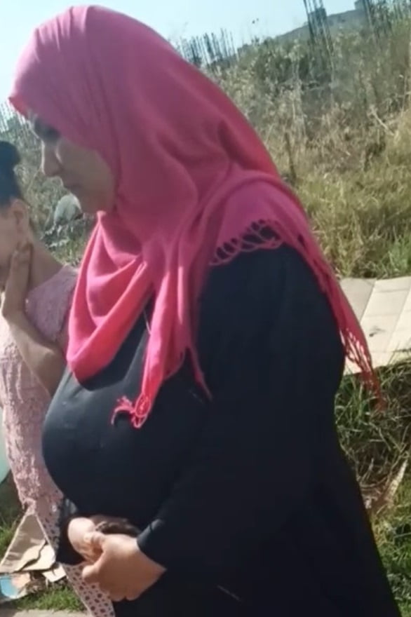 Arab Mom Boob