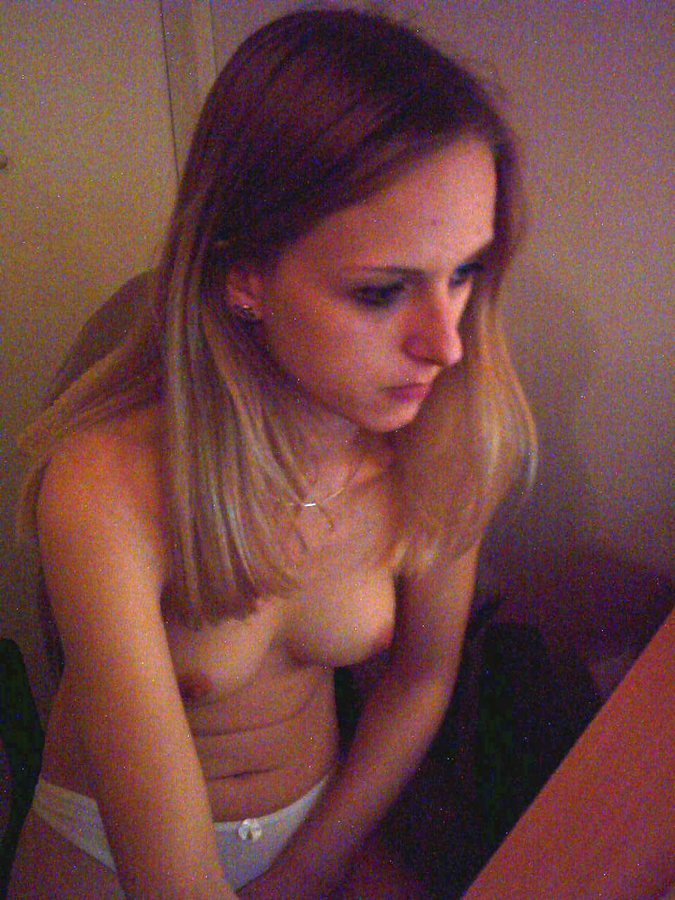 Sex Gallery cute blonde girl random 1
