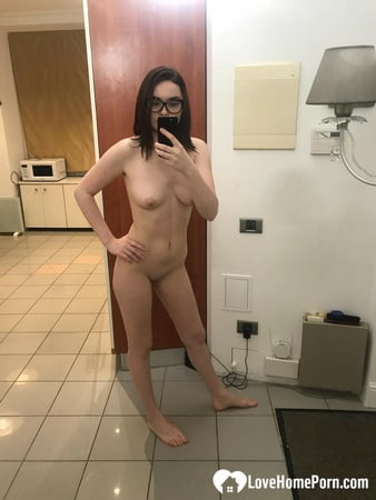 i love how i look in this mirror         