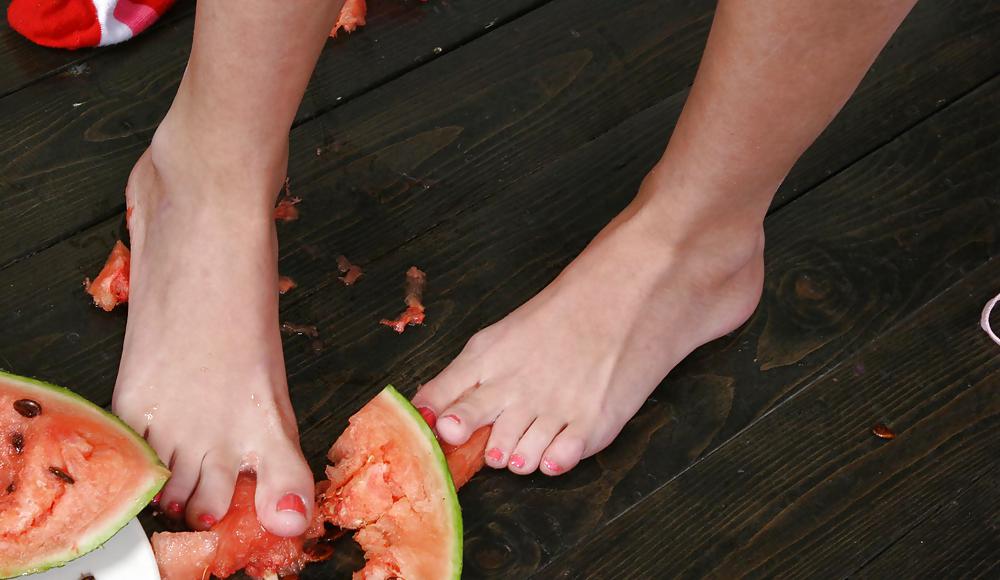 Sex Gallery Cute Christina - Eating a watermelon