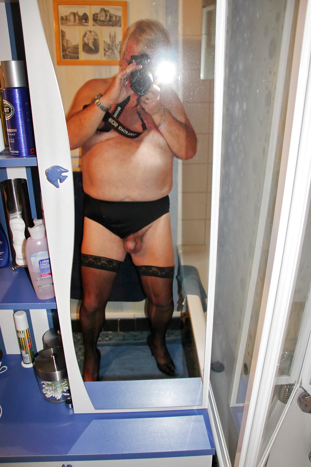 Sex Gallery C-52-MIROIR EN BAS