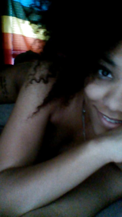 Sex Gallery 'Ashlee' Cute Ebony friend from Baltimore