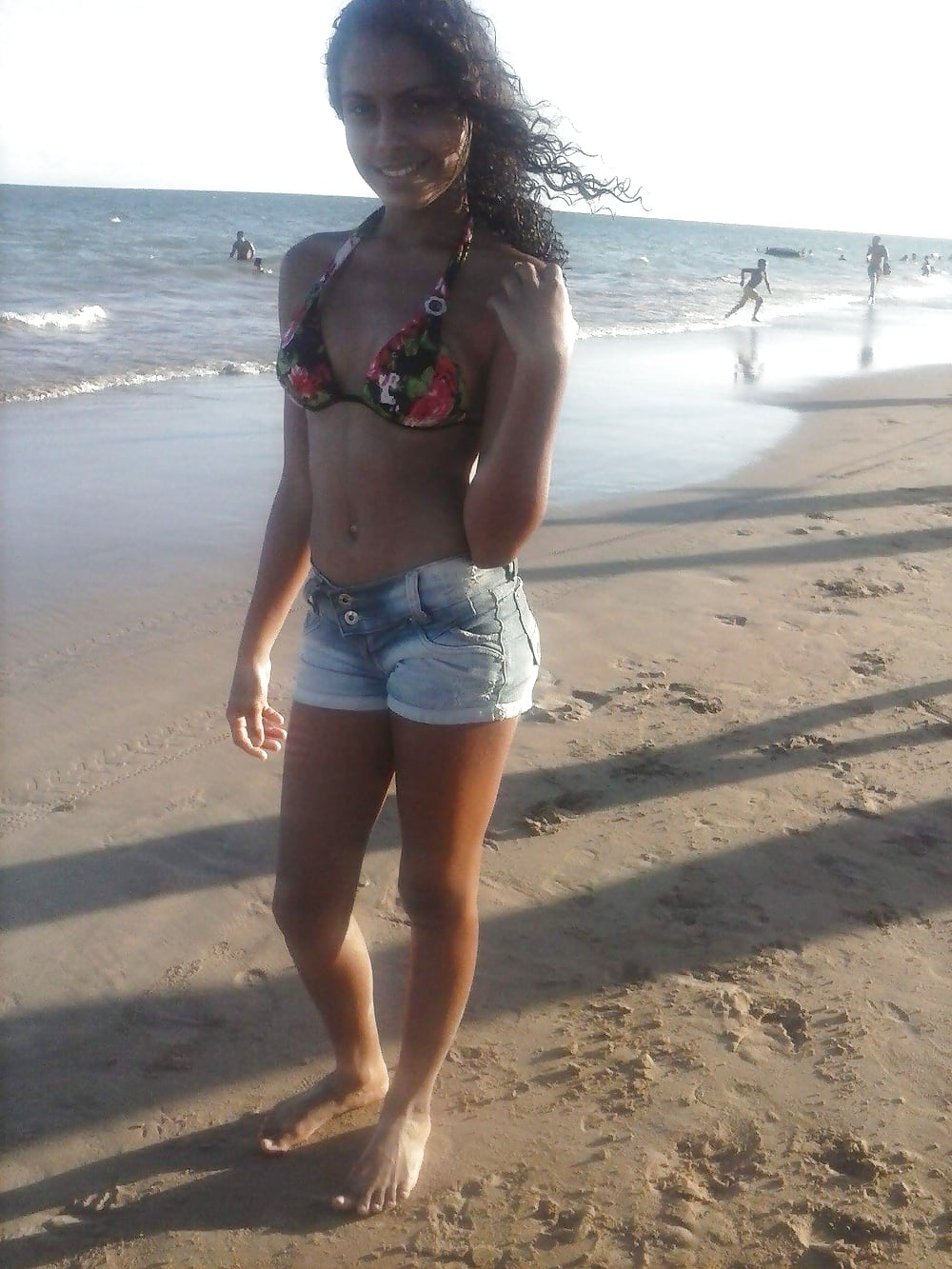 Sex Gallery jovencita nenas putas bikini big boobs teens