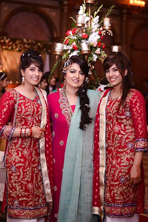 Sex Gallery Double Dose of Indian Curry Cunts