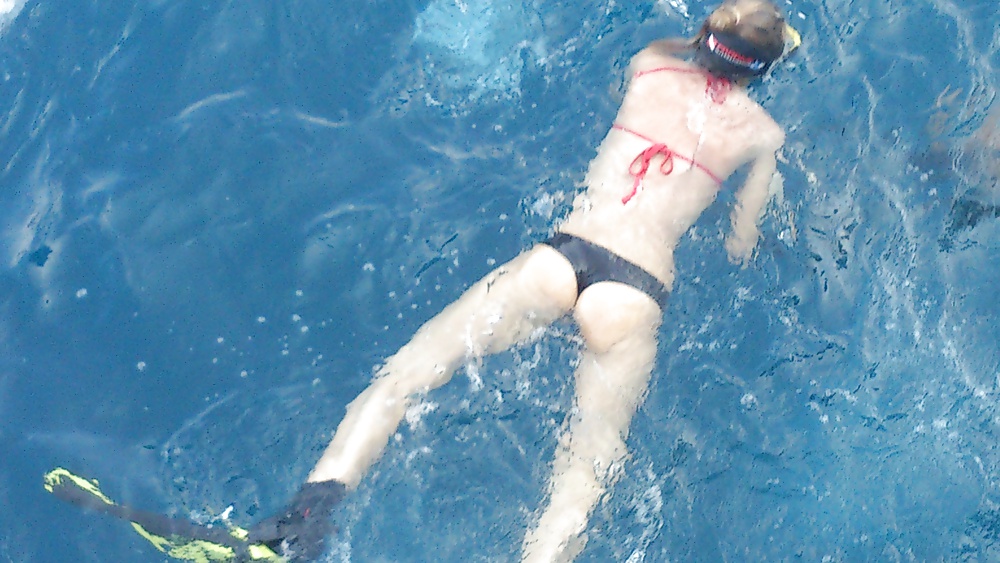 Sex Gallery beach and boat bikini