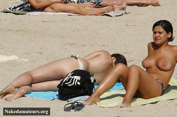 Sex Gallery tits and sand