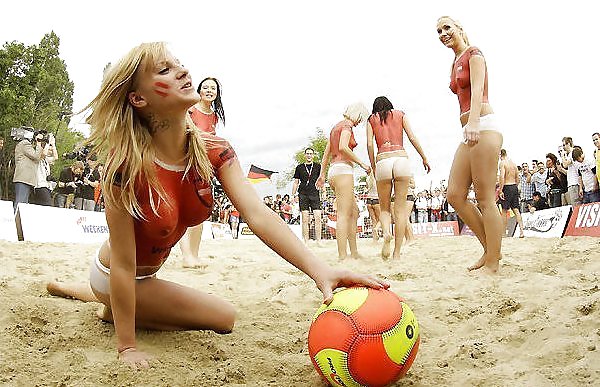 Sex Gallery babes play beach soccer