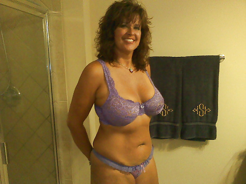 Sex Gallery Busty Curvy Mature Milf Cass