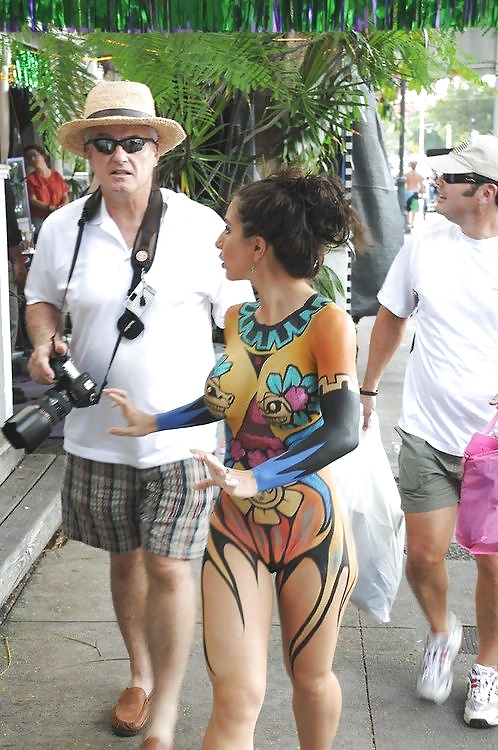 Sex Gallery Some foxy ladies found lost on my cup other night