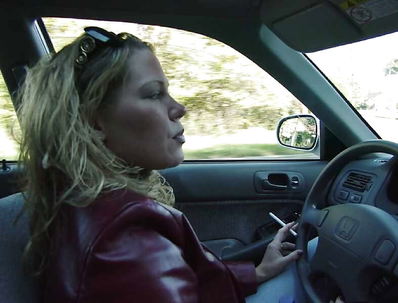 Sex Gallery Smoking & Driving - Maggie VS120 in Leather