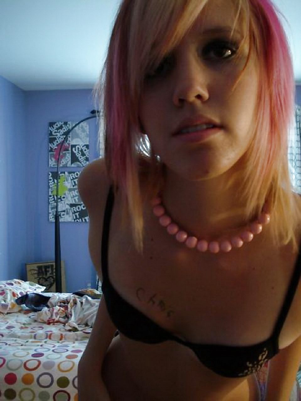 Sex Gallery my collection 50 : sexy pink hair emo girl