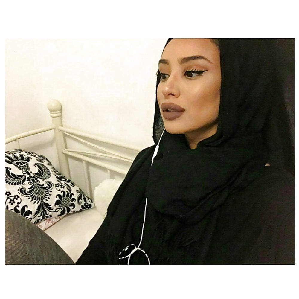 Sex Gallery Bonnes beurettes en hijab 2