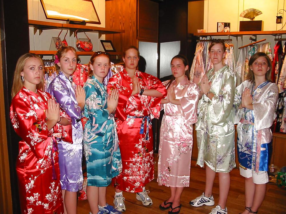 Sex Gallery 2 or more girls in Satin robe or Kimono