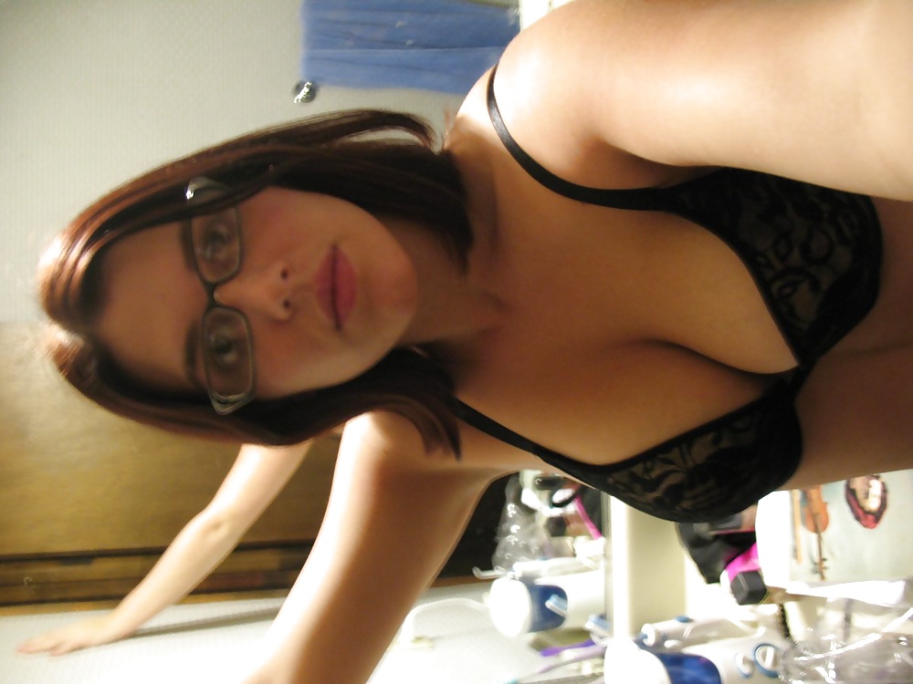 Sex Gallery Pretty Amateur Teen Carole 2