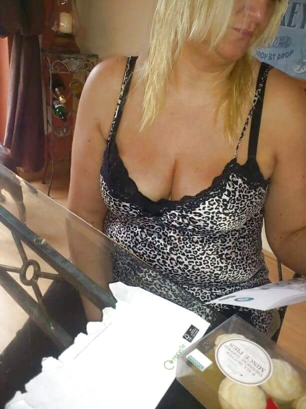 Sex Gallery blonde milf