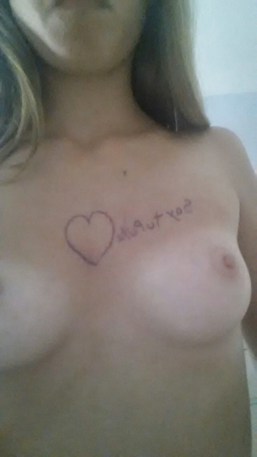 Sex Gallery Skinny Teen Strips Showing Her Bush