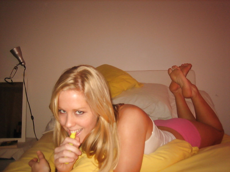 Sex Gallery privat exgirlfriend shots   by nano