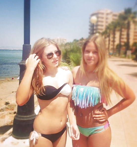 Sex Gallery Bikini girls 2